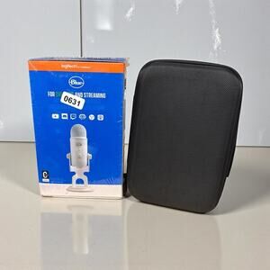 New - Blue Yeti USB Microphone w/ Hard Travel Case